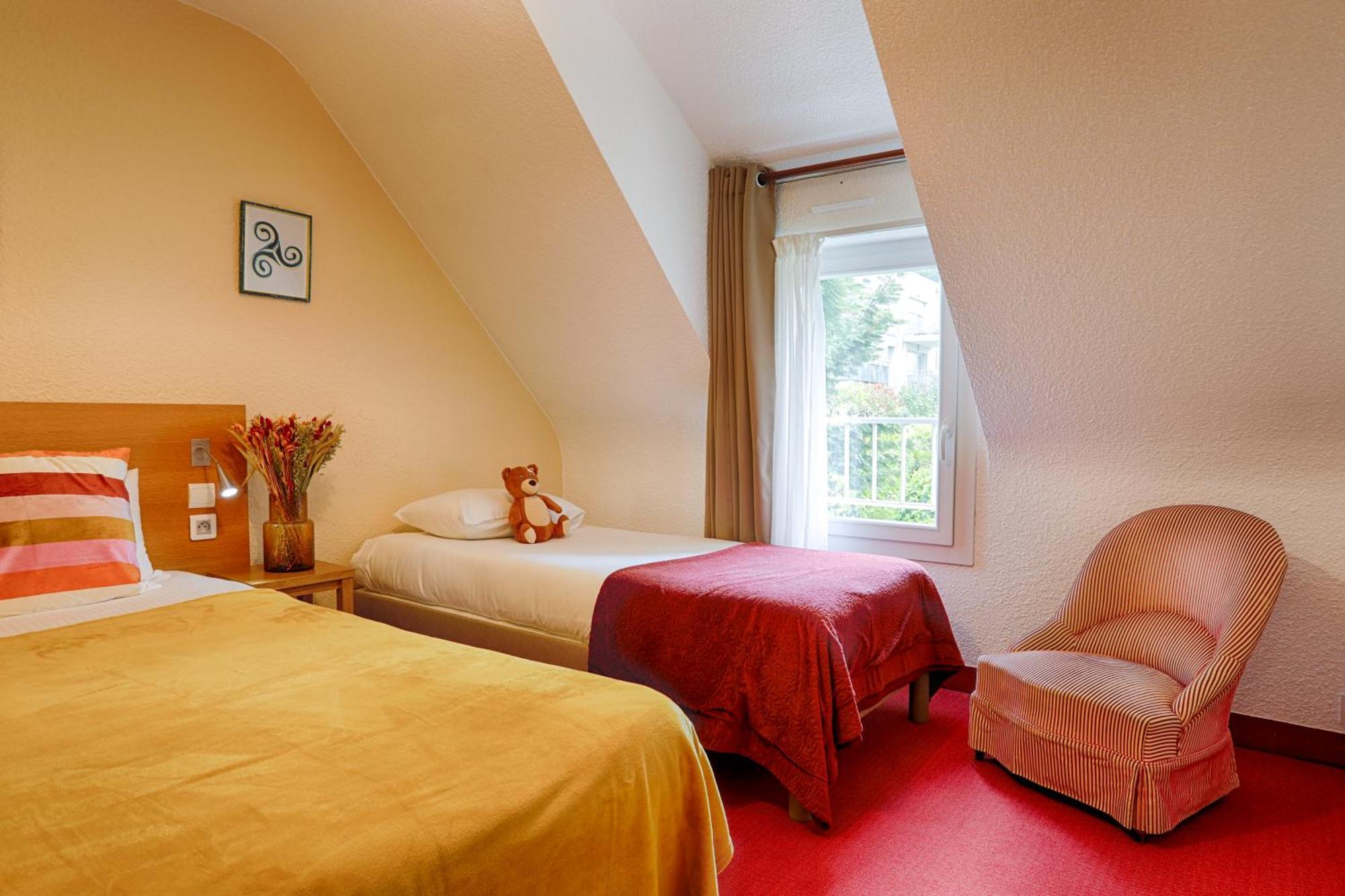 Hotel Le Branhoc - Brit Hotel אוריי מראה חיצוני תמונה