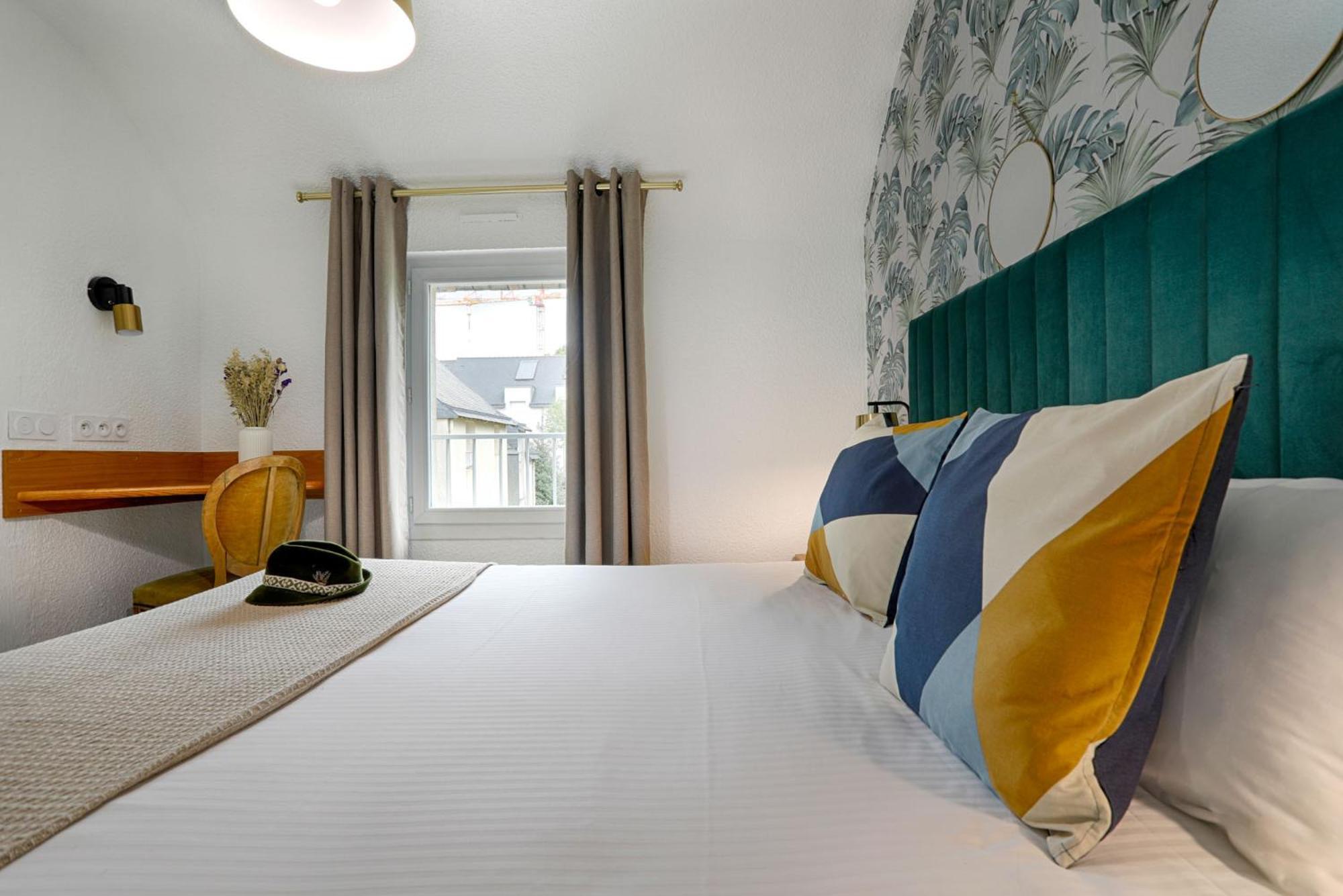Hotel Le Branhoc - Brit Hotel אוריי מראה חיצוני תמונה