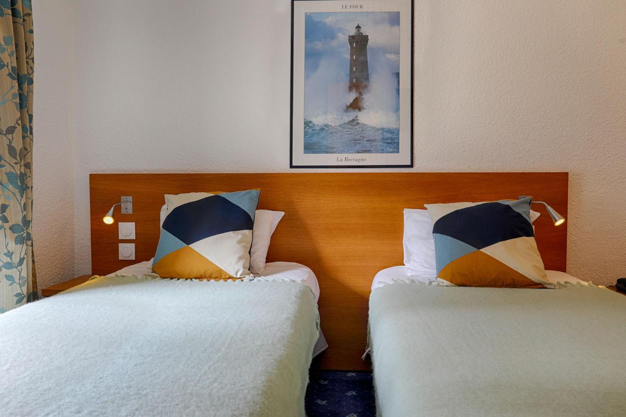 Hotel Le Branhoc - Brit Hotel אוריי מראה חיצוני תמונה