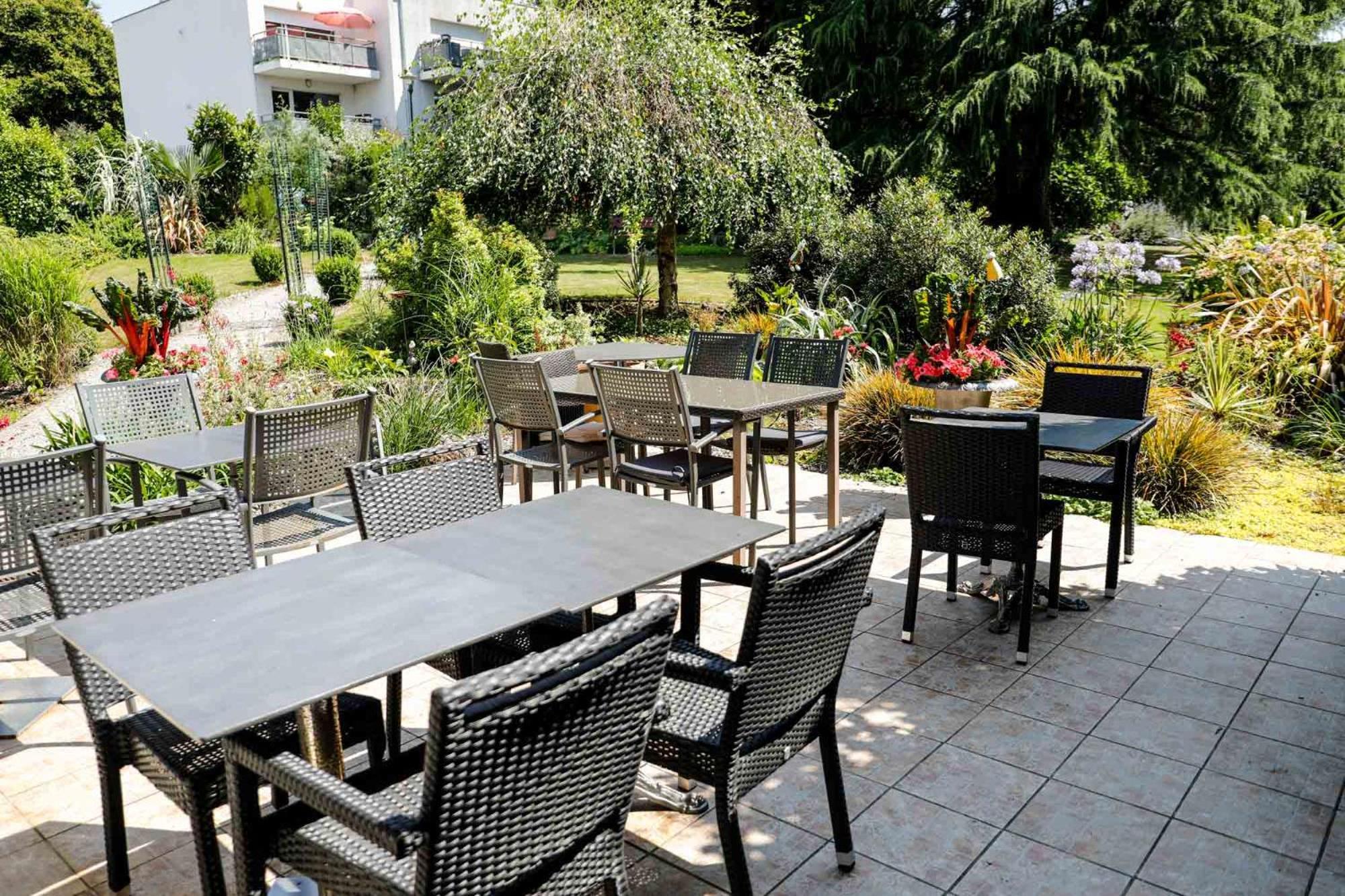 Hotel Le Branhoc - Brit Hotel אוריי מראה חיצוני תמונה